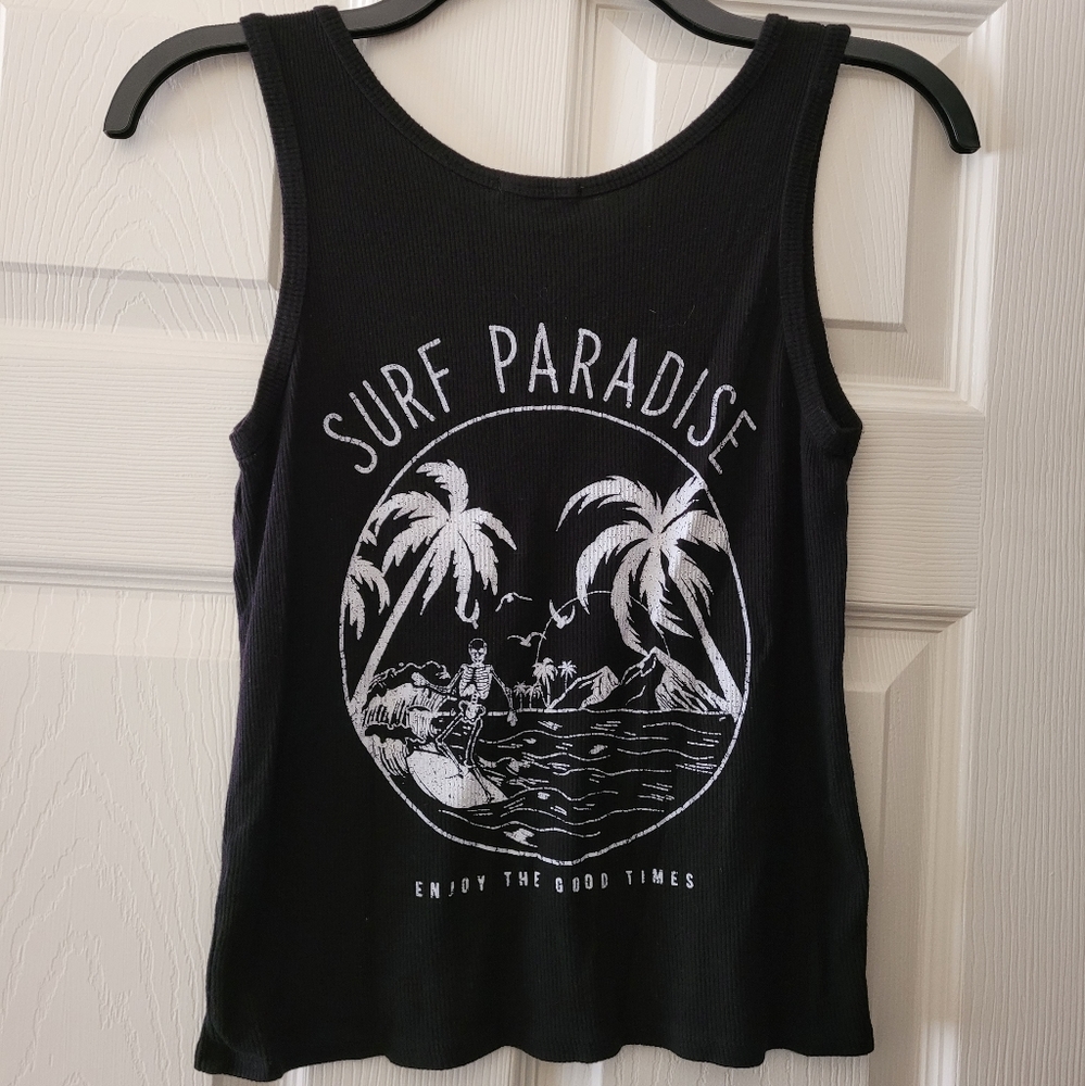 Malibu Surf Tank! Size M